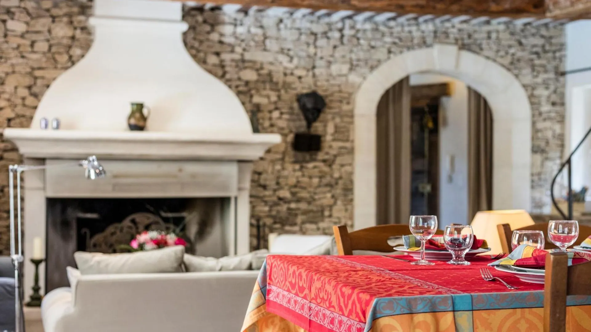Apsara Villa Saint-Saturnin-les-Apt 0*,
