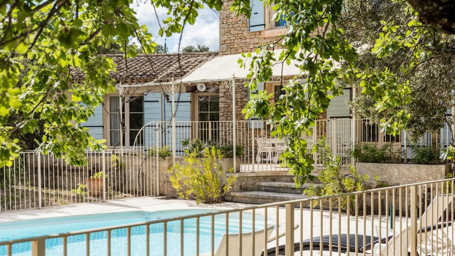 Apsara Villa Saint-Saturnin-les-Apt